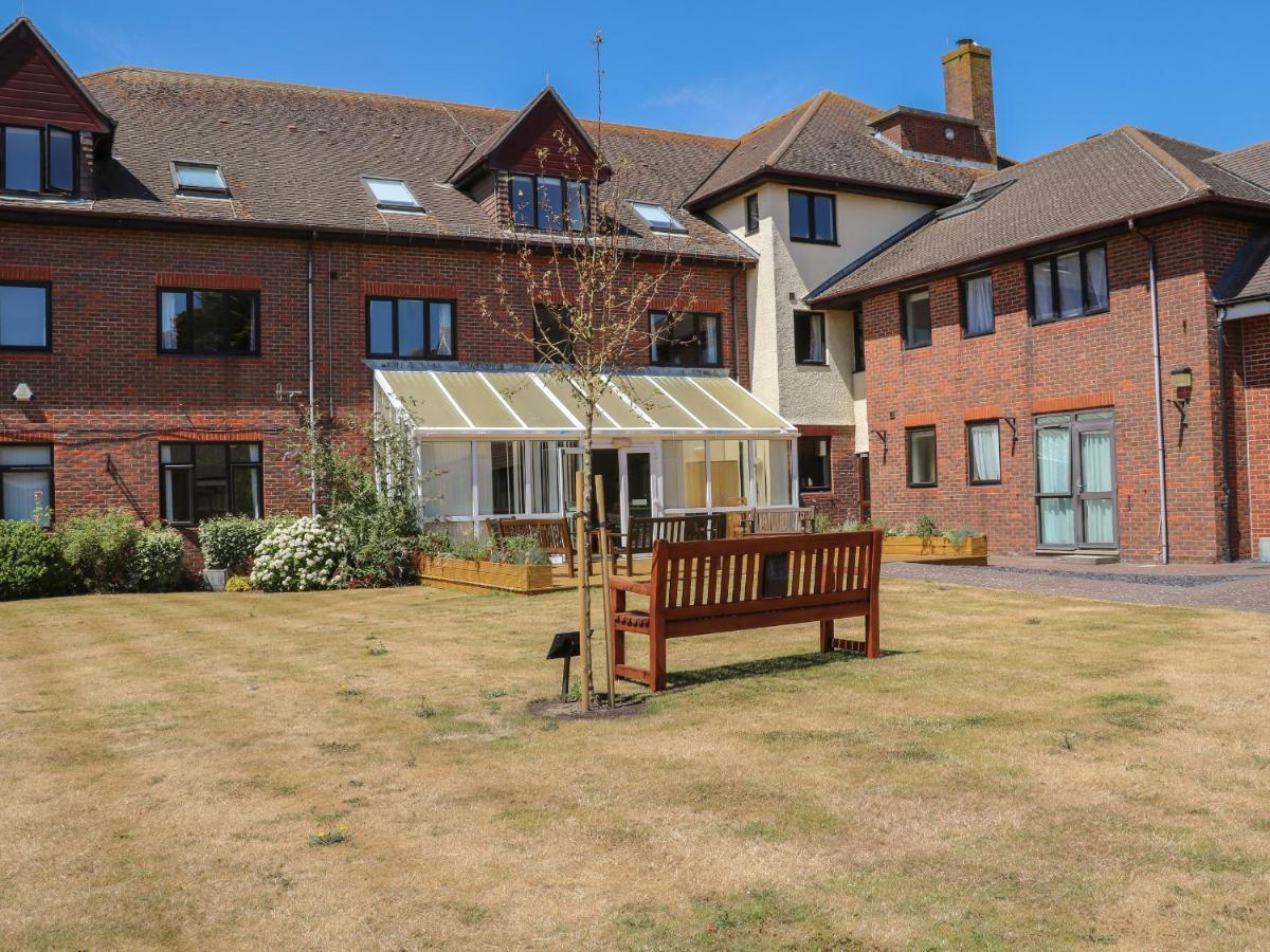 Flat 35 - Marine Court Villa Littlehampton Exterior photo